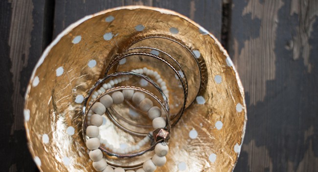 DIY: GOLD LEAF BOWLS