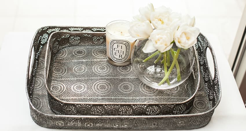 THE TIMELESS TRAY